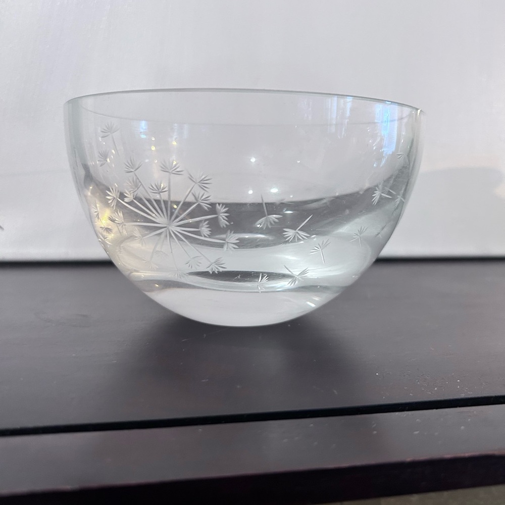 Kate Spade New York Dandy Lane Dandelion Etched Crystal Glass Bowl Vase